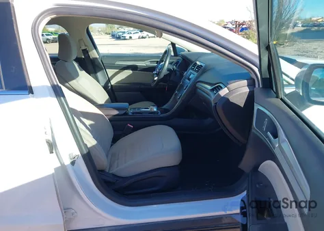 2020 Ford Fusion S из США, поврежденный, VIN 3FA6P0G77LR258132